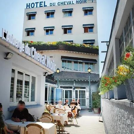 Le Cheval Noir Paris 2*