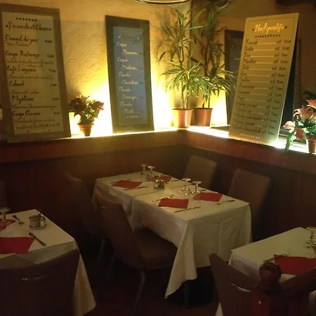 Hotel Le Cheval Noir Paris Pantin