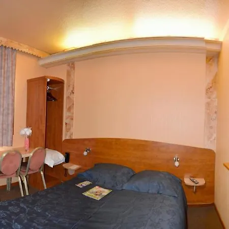 Le Cheval Noir Paris Pantin