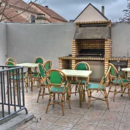 Le Cheval Noir Paris 2* 펜틴