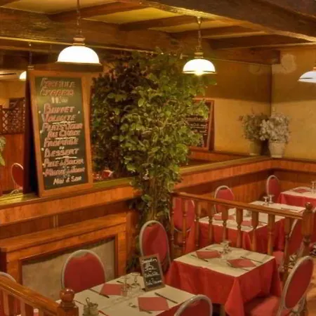 Le Cheval Noir Paris Hotel Pantin