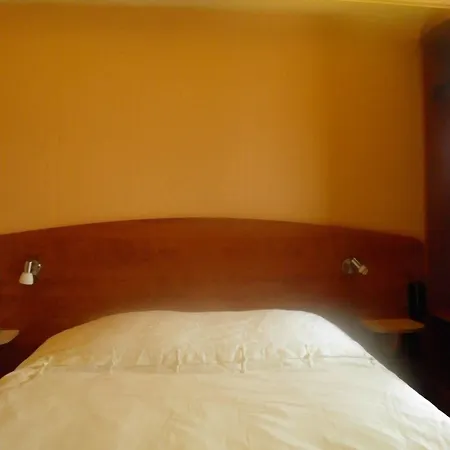 Le Cheval Noir Paris Pantin