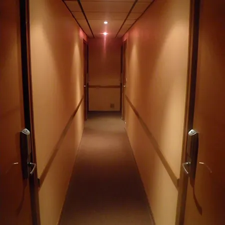 Hotel Le Cheval Noir Paris
