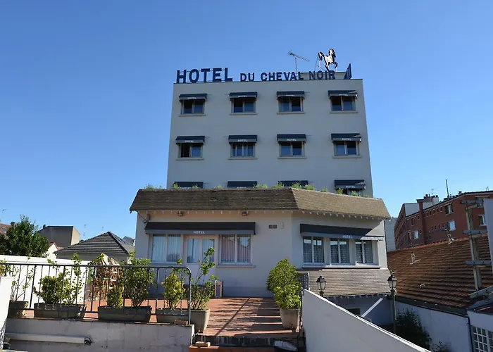 Le Cheval Noir Paris Hotel 2*